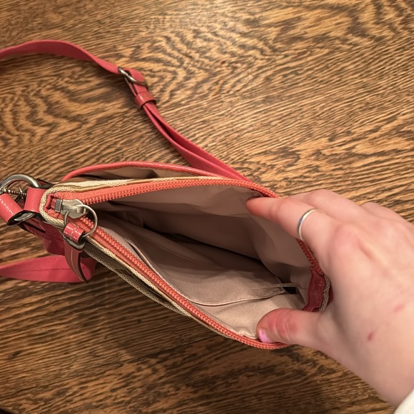 Coach Crossbody - Picture 3 of 4